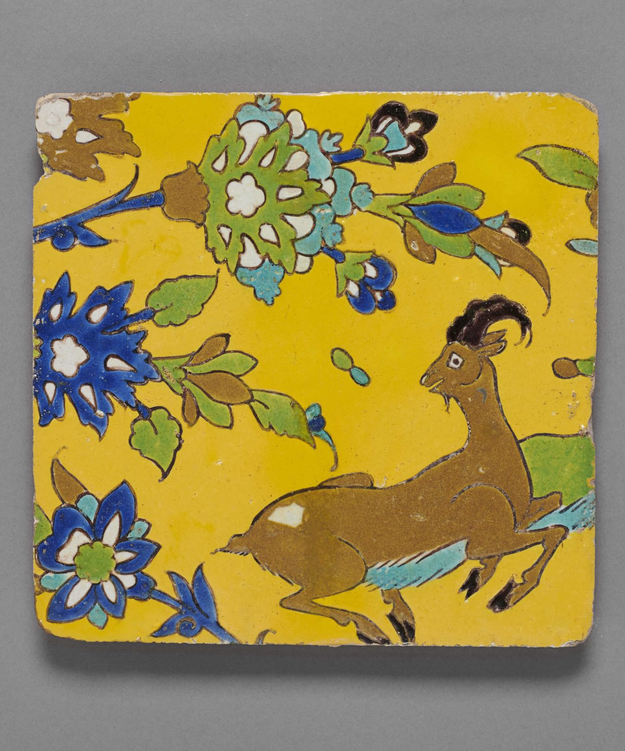 Safavid cuerda seca tile